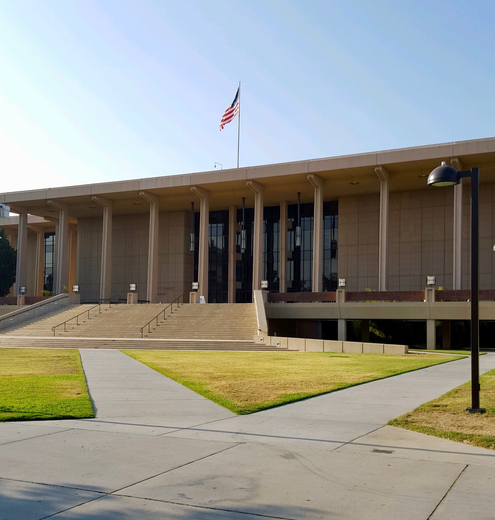 csun library