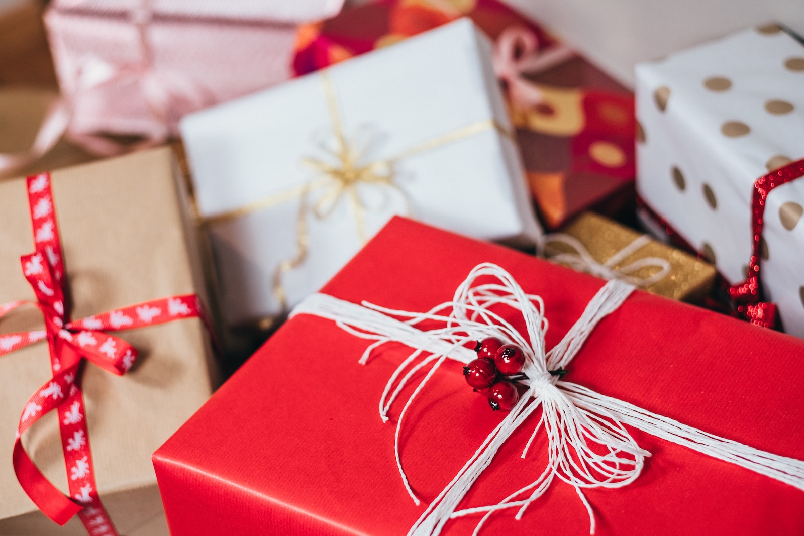 Holiday Season Gift Shopping on a Student Budget
